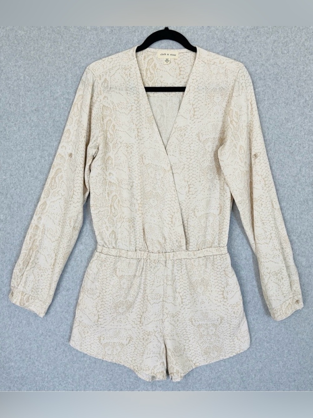 Cloth & Stone Anthropologie Romper Small Cream Beige Linen Blend Snake Print